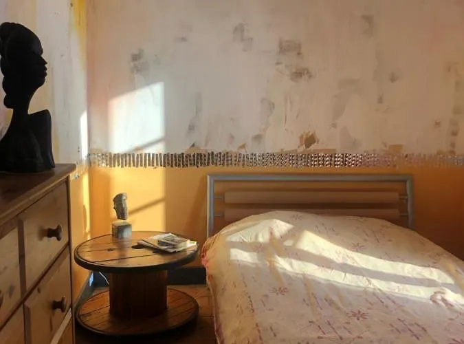 D'hotes - Ancienne Ecole St Joseph * Chanzeaux