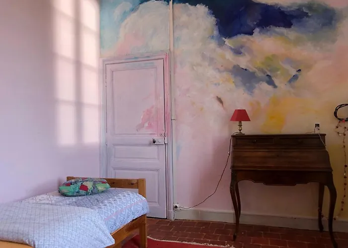 فندق مبيت وإفطار D'hotes - Ancienne Ecole St Joseph